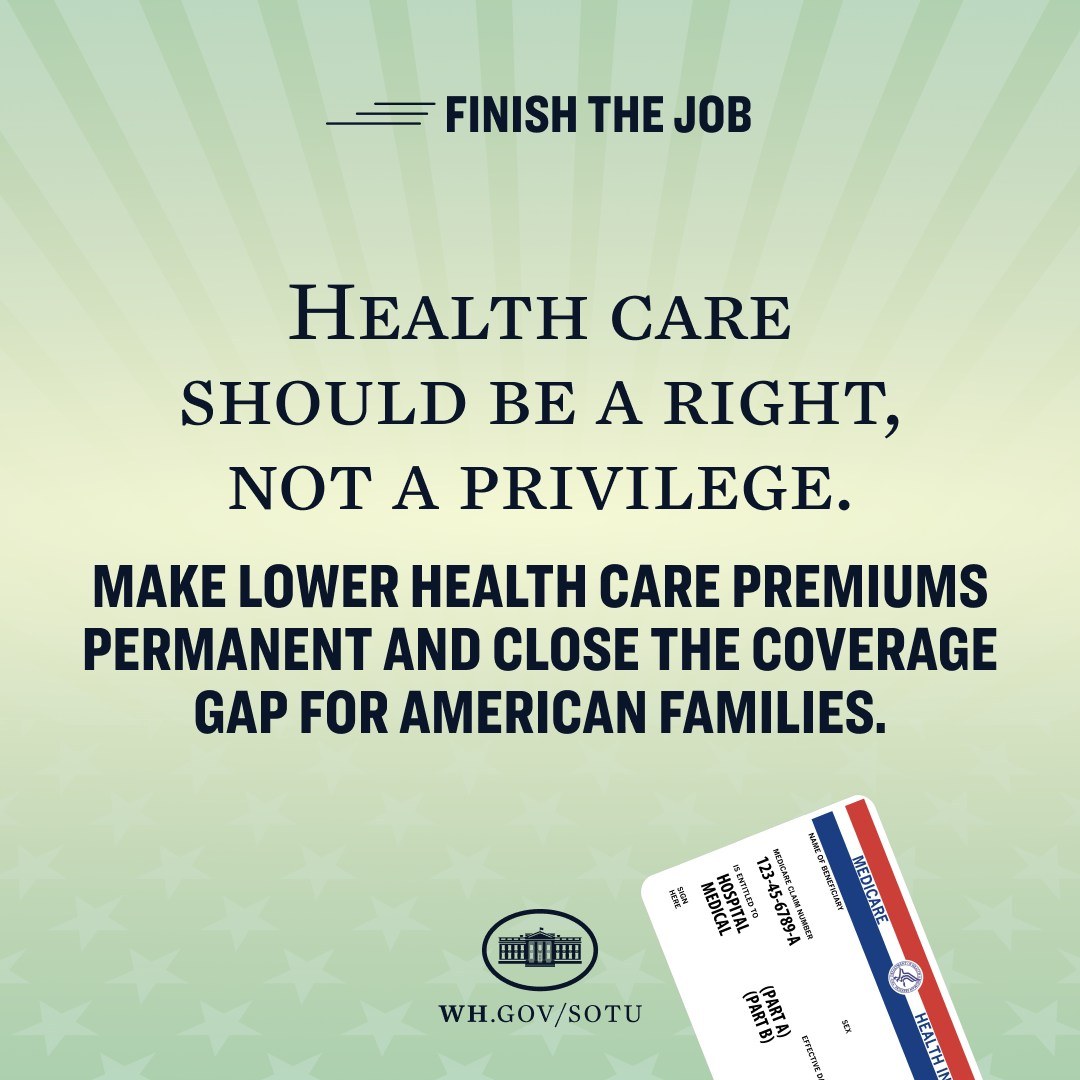 Plakat mit dem Text "Beende die Arbeit: Gesundheit soll ein Recht sein, nicht ein Privileg" und einer Karte mit der Aufschrift "Mache niedrigere Gesundheitskosten dauerhaft und schließe die Versorgungslücke für amerikanische Familien."