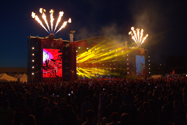 Lichtdesigner beim Fusion - "Gänsehaut beim ersten Beat"