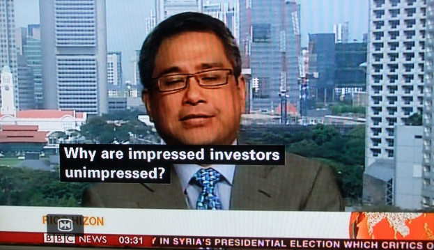 Eine Werbung mit verschiedenen Produkten und Texten.