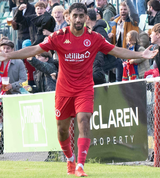 SC Freiburg II verpflichtet Nico Hug für die defensive Rolle