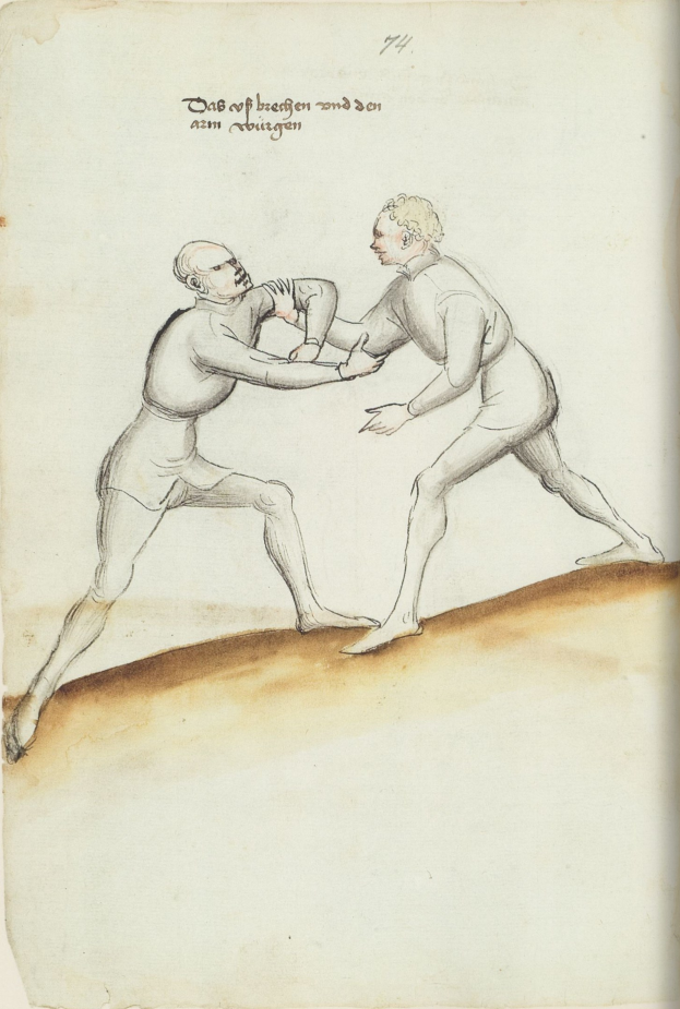 Zwei Männer in einer körperlichen Auseinandersetzung, einer wirft einen Schlag, während er auf einem textbedeckten Papier steht.